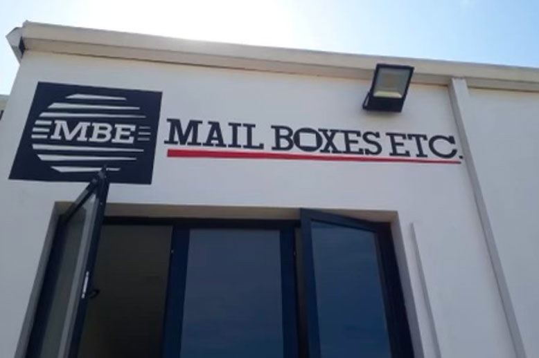 Mailboxes etc